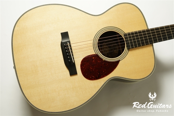 Red Guitars Online Store